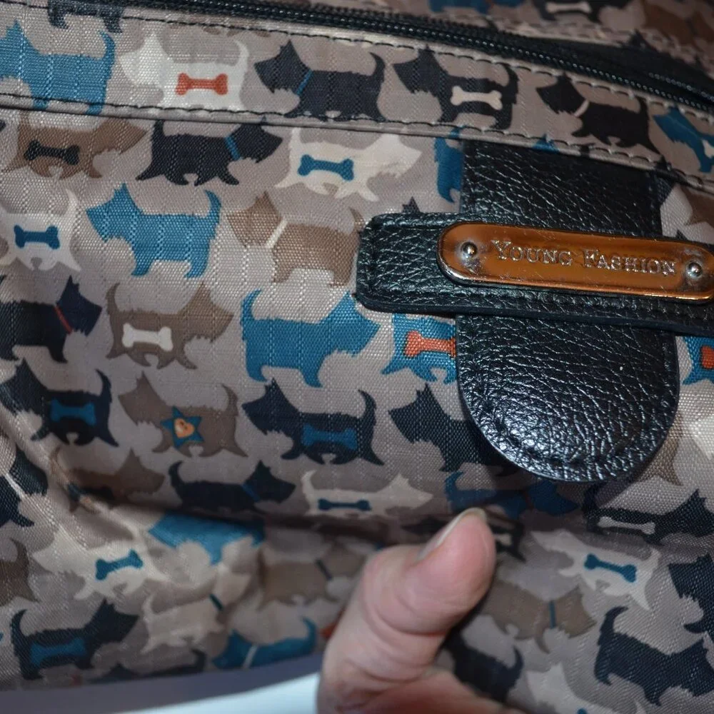 YOUNG FASHION Cross-Body Dogs Images Prints Many Pockets Medium Purse ~9'x11'x3'